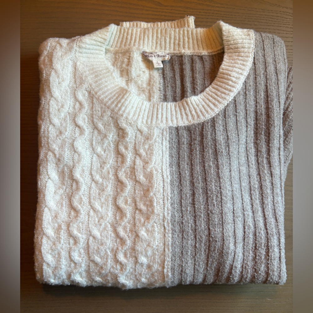 Two-Tone Cable & Rib Crewneck Sweater - Cream and Light Brown